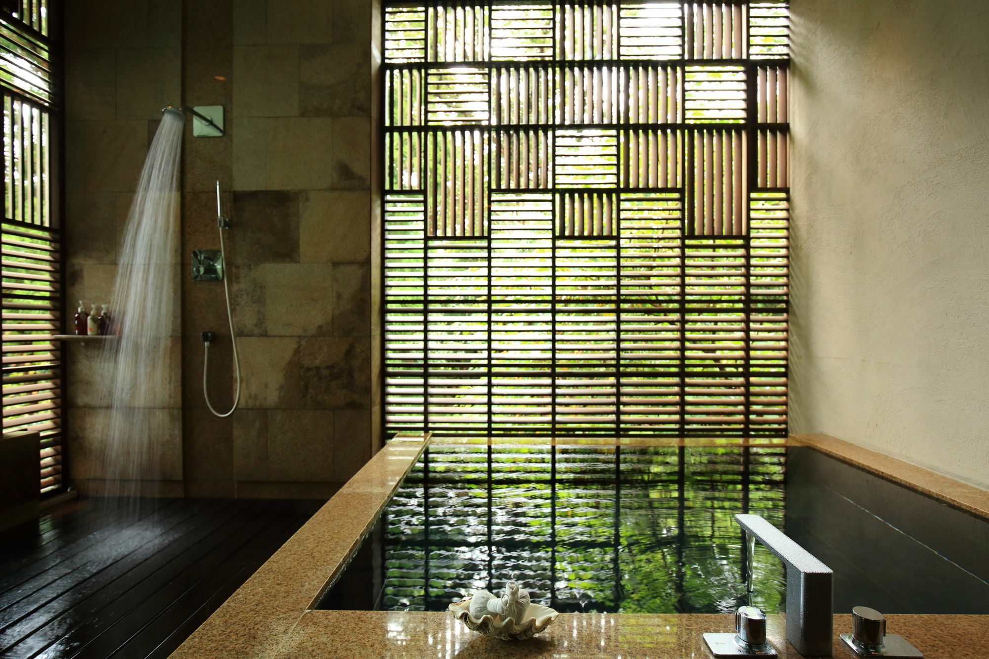 יקושימה Sankara Hotel & Spa Yakushima מראה חיצוני תמונה